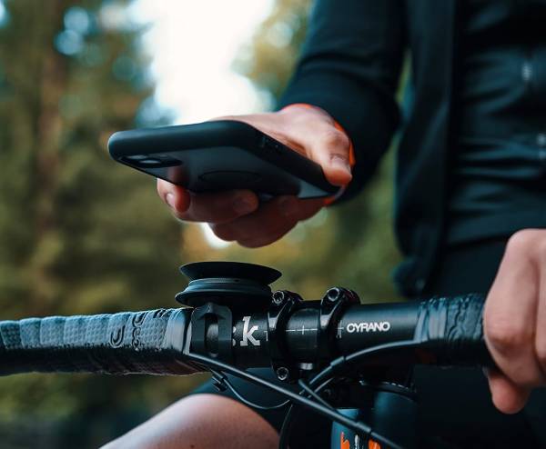 FIDLOCK Vacuum Smartphone Base